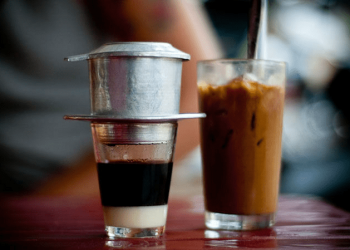 uong cafe lai buon ngu