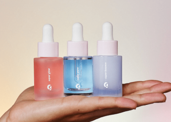 dung serum xong co phai rua mat khong