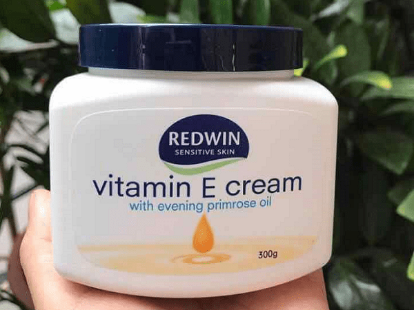 Tôi có thể dùng kem vitamin e để giúp tôi khỏi được không?