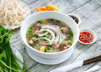 bi cam an pho duoc khong