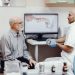 70 tuổi làm Implant được không? Bao nhiêu tiền và mất bao lâu?