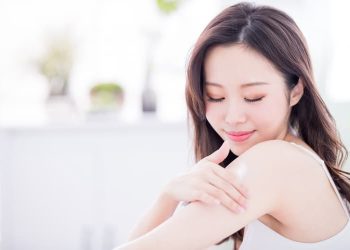Top 9 những hoạt chất làm trắng da hiệu quả, an toàn nhất hiện nay